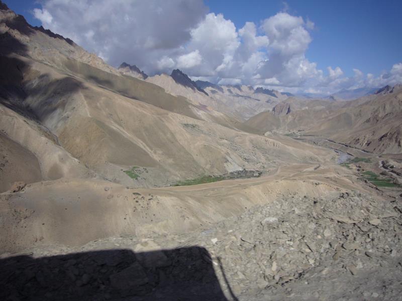 The dusty hills of desolace.